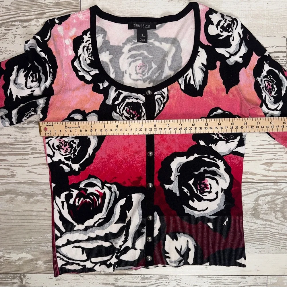 White House Black Market Floral Cardigan‎ Sweater Women’s Small Button Front - Picture 6 of 7